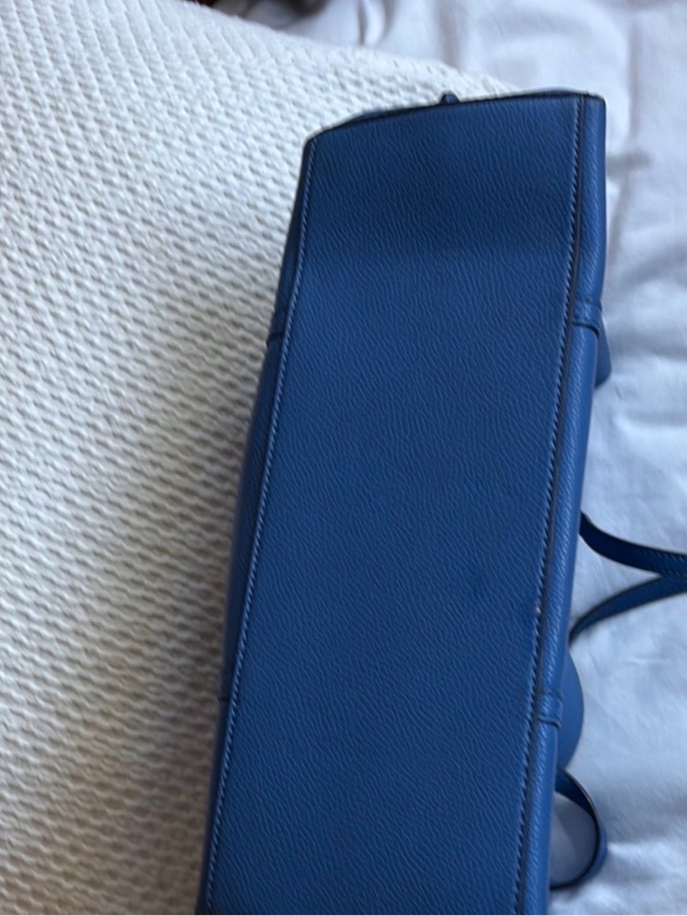 Tory Burch Blue Tote with Red Trim - Picture 4 of 14
